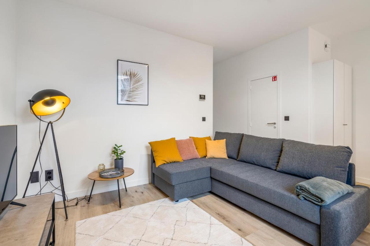 Cosy, Furnished & Renovated Flat With Outside Lounge Leilighet Gent Eksteriør bilde